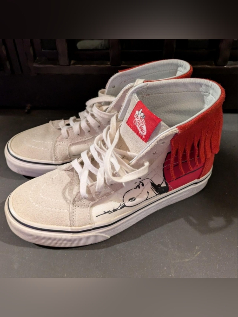 Vans Beige/Red Suede High-Top Sneakers with Snoopy Sz 7